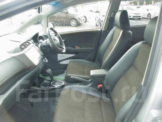 Honda Fit Shuttle. ��������, ��������, 1.3 (88��.�.), ������, 71����. ��, �/�. ��� ����� �� ������������ ����
