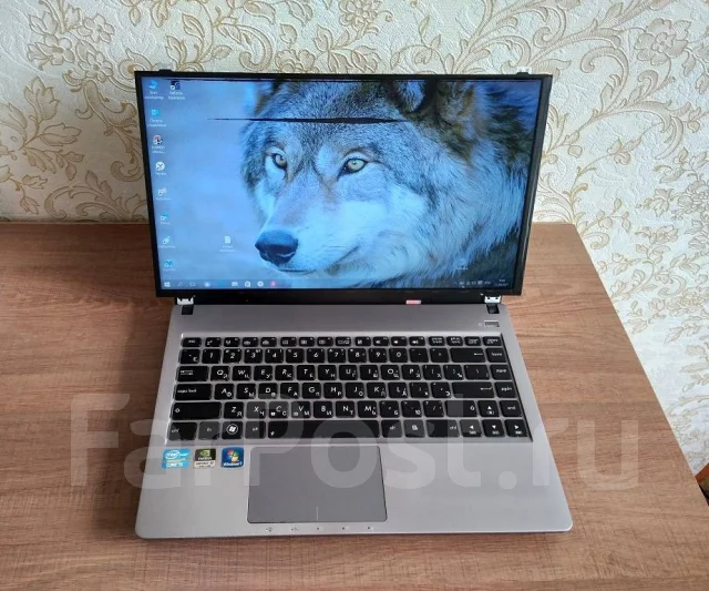 Asus U47VC. 14", 2����, ��� 2048 ��, ���� 320���, WiFi: 1, ����������� �� 3��. ����