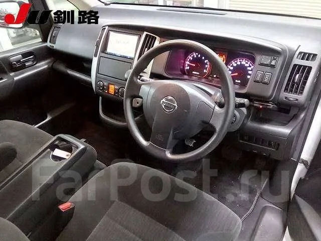 Nissan Serena. �������, 4wd, 2.0 (129��.�.), ������, 100 000����. ��, �/�, ��� ���. ��� ����� �� ������������ ����