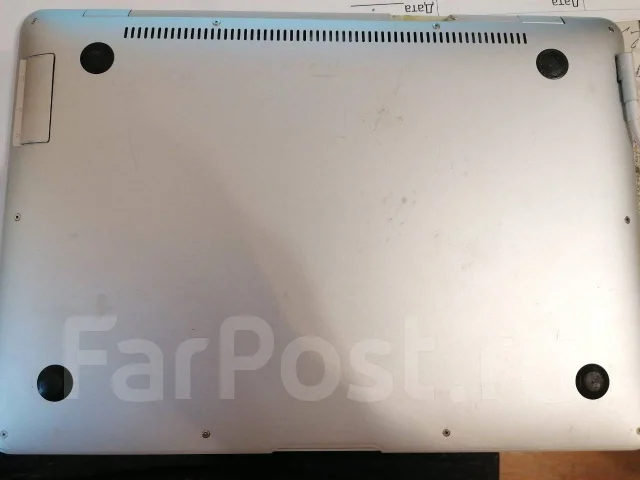 Apple MacBook Air 13 2008 Early MB003. 13", 1,6����, ��� 2048 ��, ���� 60���, WiFi: 1, ����������� �� 2��. ����