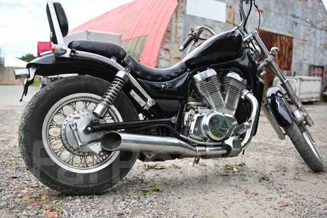 Suzuki Intruder 400