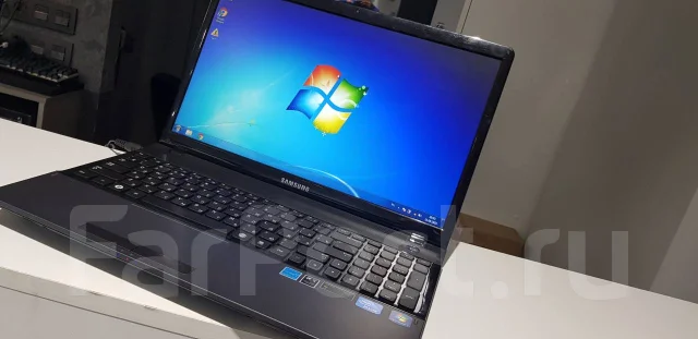 Samsung 300E5C. WiFi: 1, Bluetooth: 1 ����