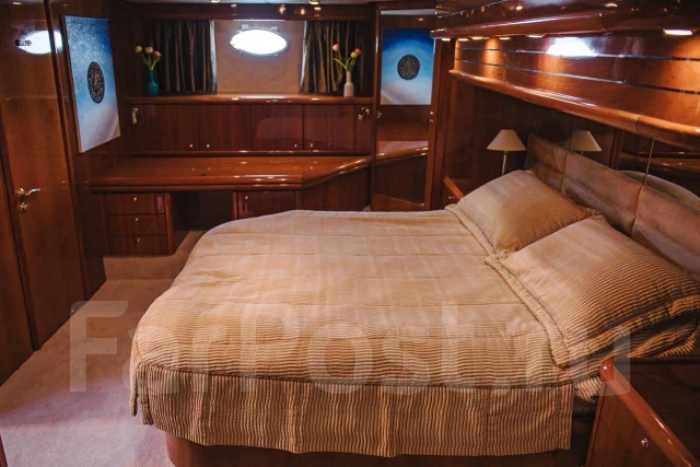 Sunseeker. 2002 ���, ����� 20��., ��������� ������������, 2 100��.�., ������ ����