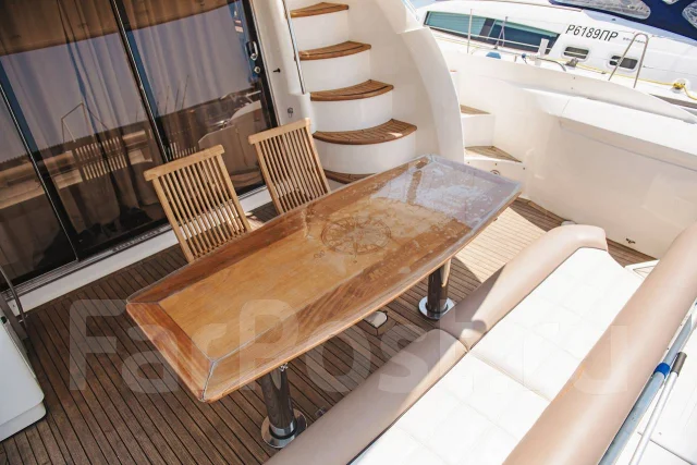 Sunseeker. 2002 ���, ����� 20��., ��������� ������������, 2 100��.�., ������ ����