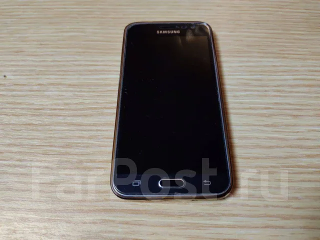 Samsung Galaxy J3. �/�, ������, 3G, Dual-SIM ����