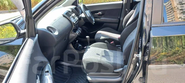 Toyota ist. ��������, ��������, 1.5 (109��.�.), ������, 82 000����. �� ����