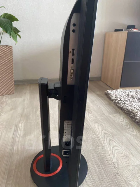 Acer. 24" ����
