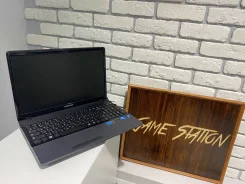 Samsung 300E5C ����