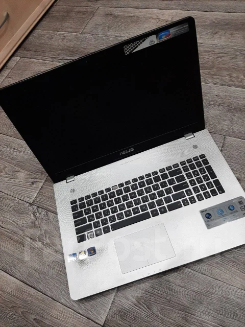Asus N76VZ. 17.3", 2,5����, ��� 6 ��, ���� 750���, WiFi: 1, Bluetooth: 1, ����������� �� 7��. ����