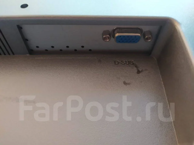 Asus. 17" ����