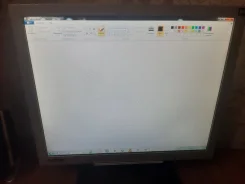 BenQ. 19" ����