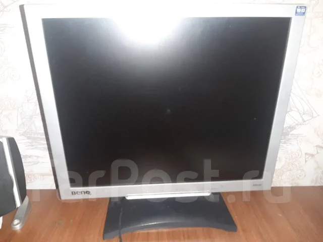 BenQ. 19" ����