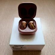 Samsung Galaxy Buds Live ����
