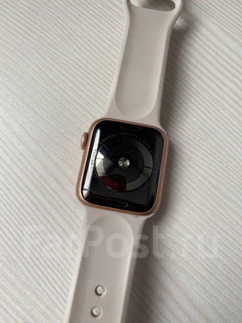 Apple Watch Series 4. NFC ����