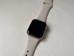 Apple Watch Series 4. NFC ����