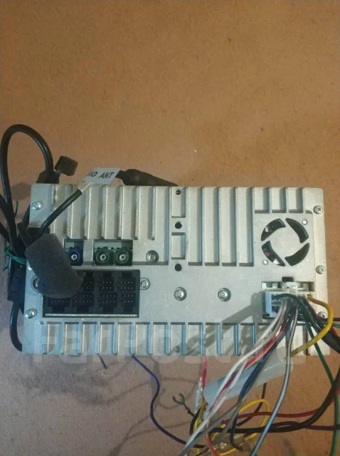 Clarion NX702 ����