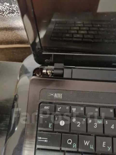 Asus K53T. 15.6", ��� 4 ��, WiFi: 1, Bluetooth: 1 ����