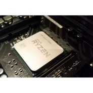 AMD Ryzen 7 1700X ����