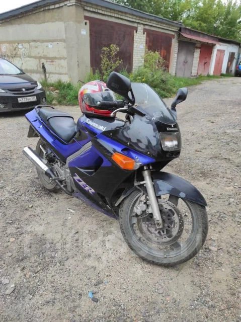 Kawasaki ZZR 250. 250����. ��., ��������, ���������, ������ �� �� ����