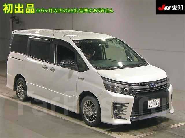 Toyota Voxy ZS