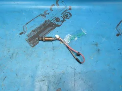 ������ ����������� Subaru Forester SG5 22690-AA640 ����