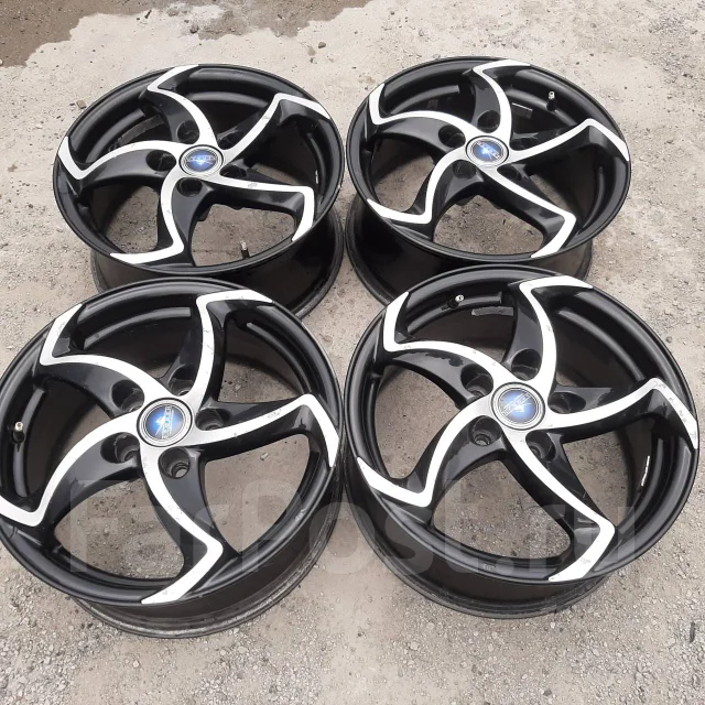 Gialla. 6.5x15", 5x100, ET40 ����