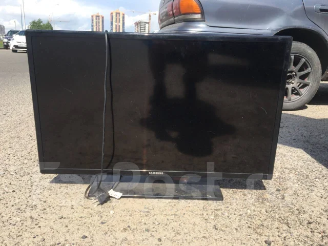 Samsung UE32EH4000. LCD (��) ����