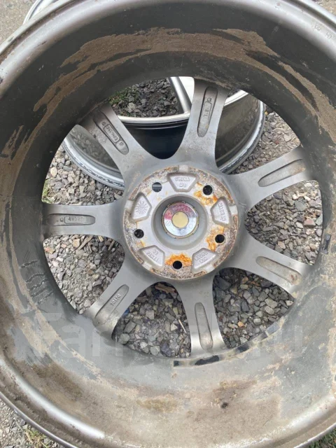 Millous. 7.0x17", 5x114.3, ET38 ����