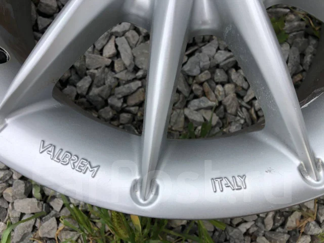Valbrem. 6.0x14", 4x100, ET35 ����