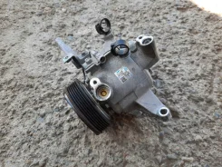 ���������� ������������ Subaru Forester Sj 73111FJ040 ����