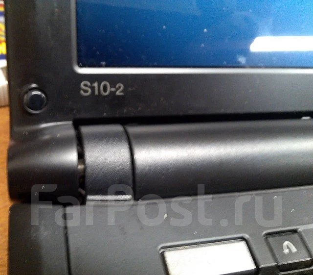 Lenovo IdeaPad S10-2. 10.1", ��� 2048 ��, ���� 320���, WiFi: 1, ����������� �� 5��. ����