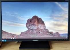 Samsung. 22" ����