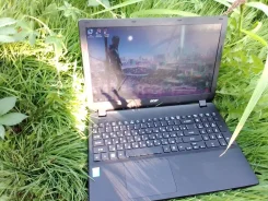 Acer Aspire E15. 15.6", 2,6����, ��� 2048 ��, ���� 500���, WiFi, Bluetooth, ����������� �� 3��. ����