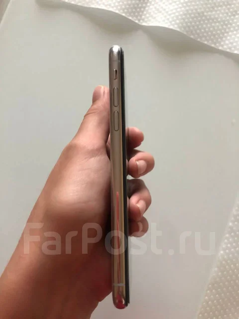 Apple iPhone X. �/�, �����������, 4G LTE ����