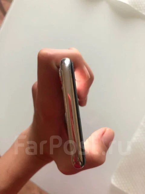 Apple iPhone X. �/�, �����������, 4G LTE ����