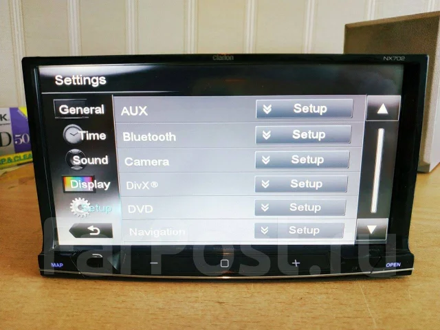 Clarion NX702 ����