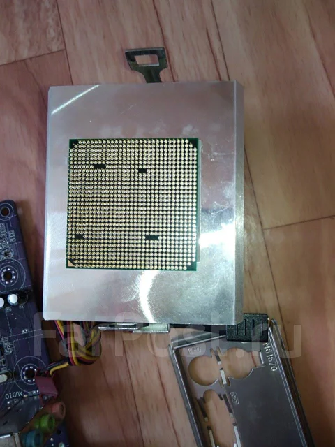 Socket AM2+ ����