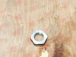 ����� ������� 6-096 FUSO hub nut outside F SW ! 6096 ����