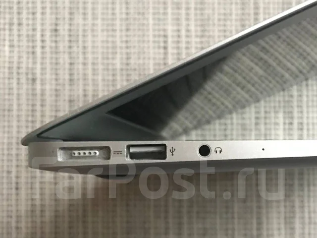 Apple MacBook Air 13 2017 Mid. 13", 1,8����, ��� 8 ��, ���� 256���, WiFi: 1, Bluetooth: 1 ����