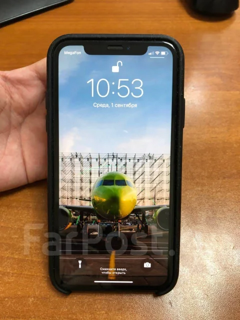 Apple iPhone Xr. �/�, ������, 3G, 4G LTE, NFC ����