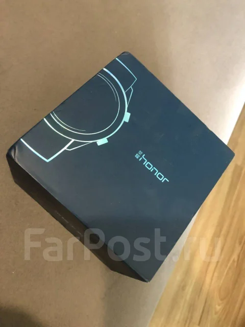 Honor Watch Magic. GPS, NFC, IP67 ����