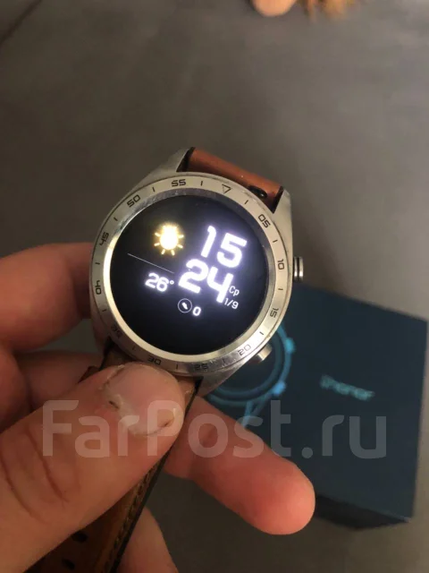 Honor Watch Magic. GPS, NFC, IP67 ����