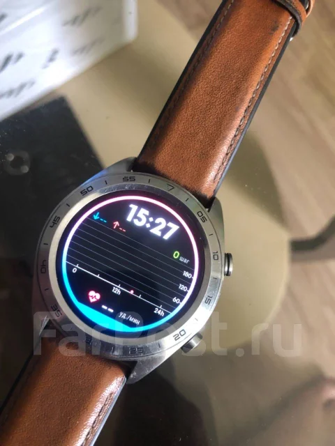 Honor Watch Magic. GPS, NFC, IP67 ����