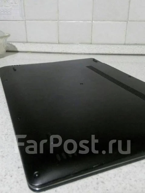 Lenovo Yoga. 15", 2,8����, ��� 256 �� � ������, ���� 256���, WiFi: 1, Bluetooth: 1, ����������� �� 8��. ����