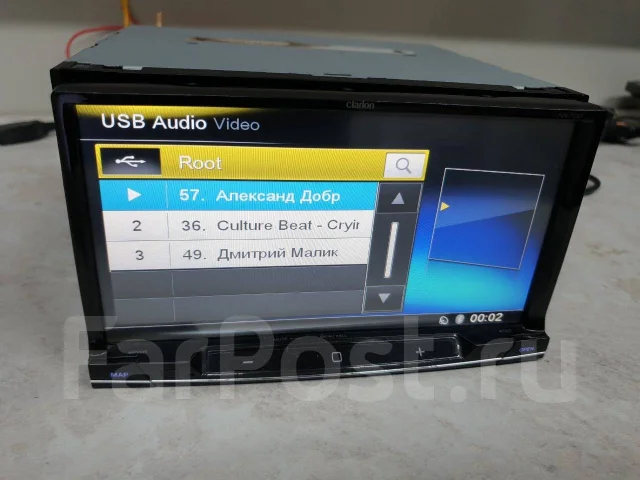 Clarion NX702 ����