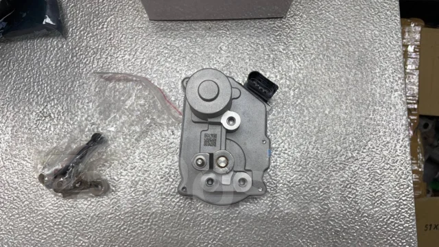 �������� Volkswagen, Audi Touareg, Q7 059145715F ����