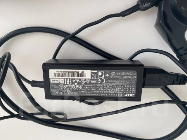 Acer Extensa EX2519. 15.6", 1,6����, ��� 2048 ��, ���� 500���, WiFi: 1, Bluetooth: 1, ����������� �� 2��. ����