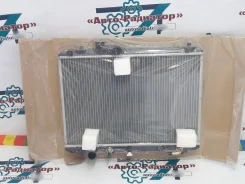 �������� Suzuki Swift 04- SK0008 ����