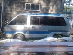 Nissan Vanette Largo. KUGC22, LD20 ����