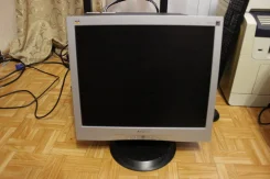 ViewSonic. 17" ����